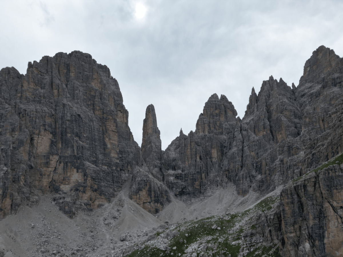 EL BÁS – Storie de alpinisti col Mal del&nbsp;Campanil